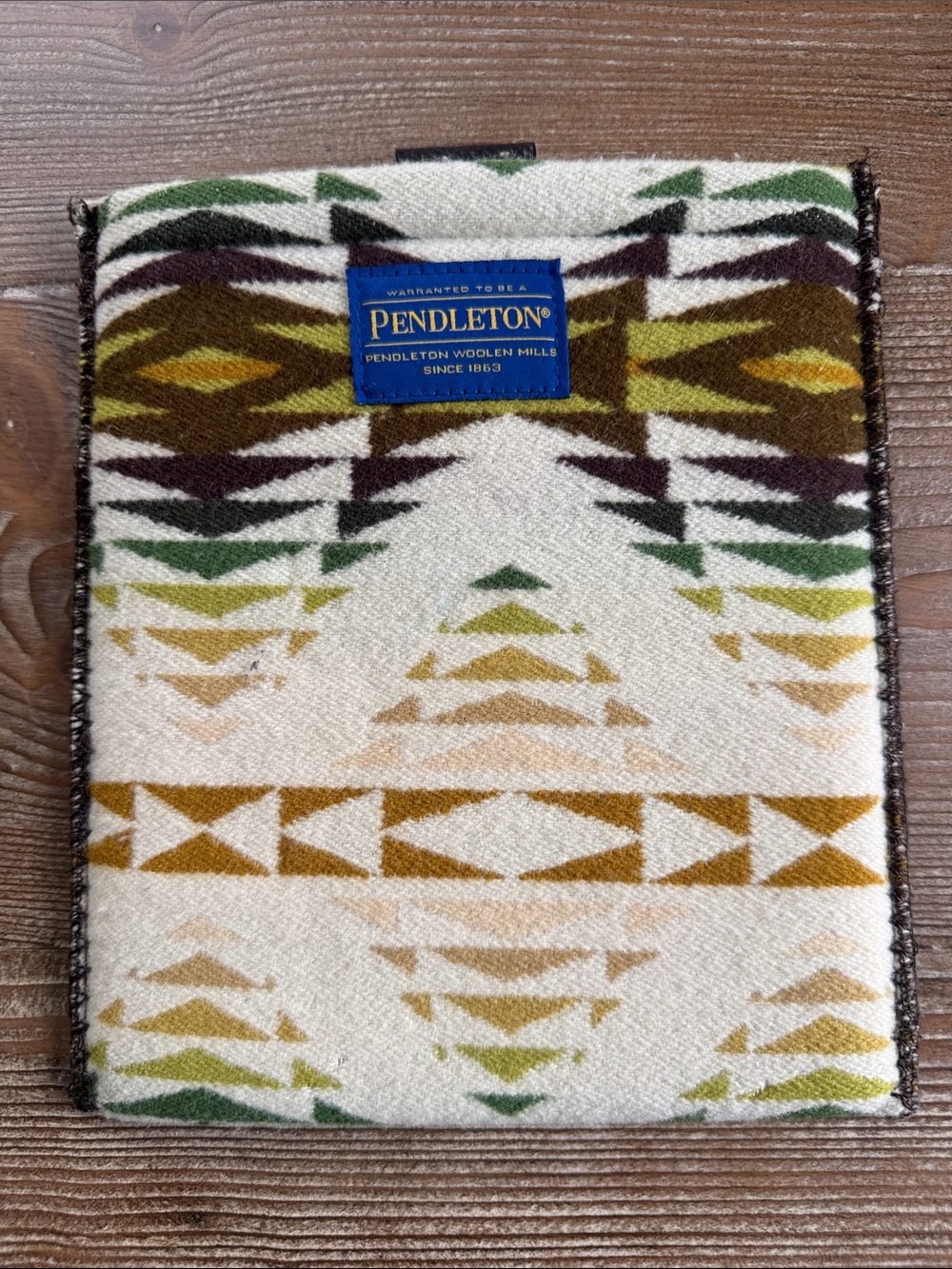 Pendleton Wool Tablet Sleeve - Picture 2 of 5